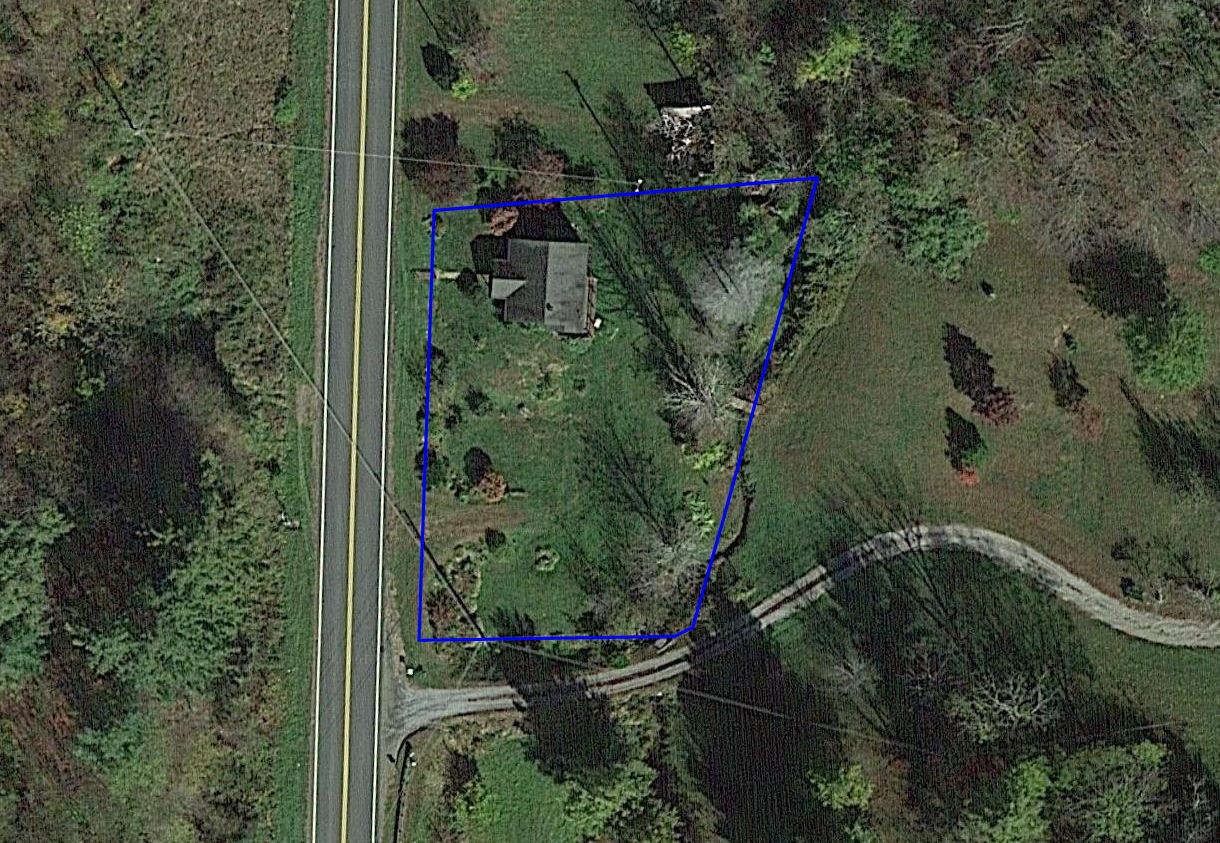 2 Bedroom 1 Bath Home For Rent Located at 3472 US Hwy 21 N Sparta