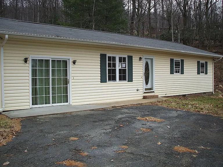 3 Bed 1 Bath Rental Home Sparta NC
